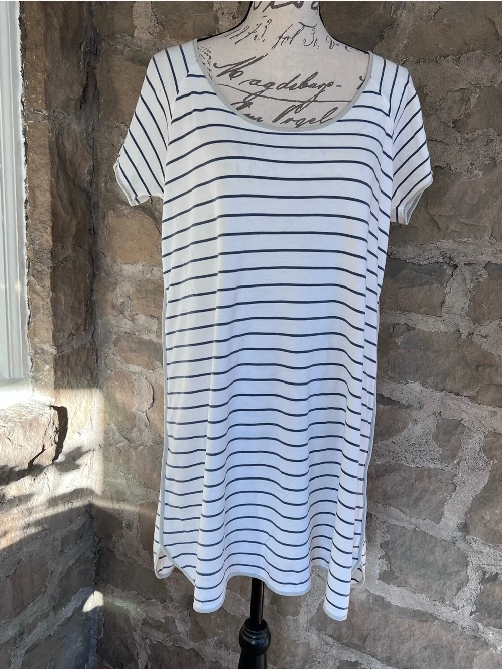 Size M LAKE Pima cotton Blue & White Striped nightgown - Picture 3 of 12
